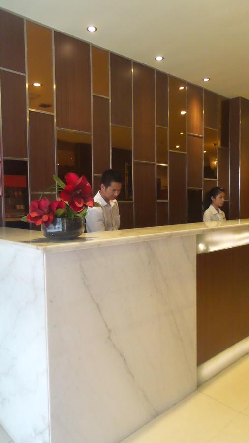 גואנגג'ואו V8 Hotel Xilang Subway Branch מראה חיצוני תמונה